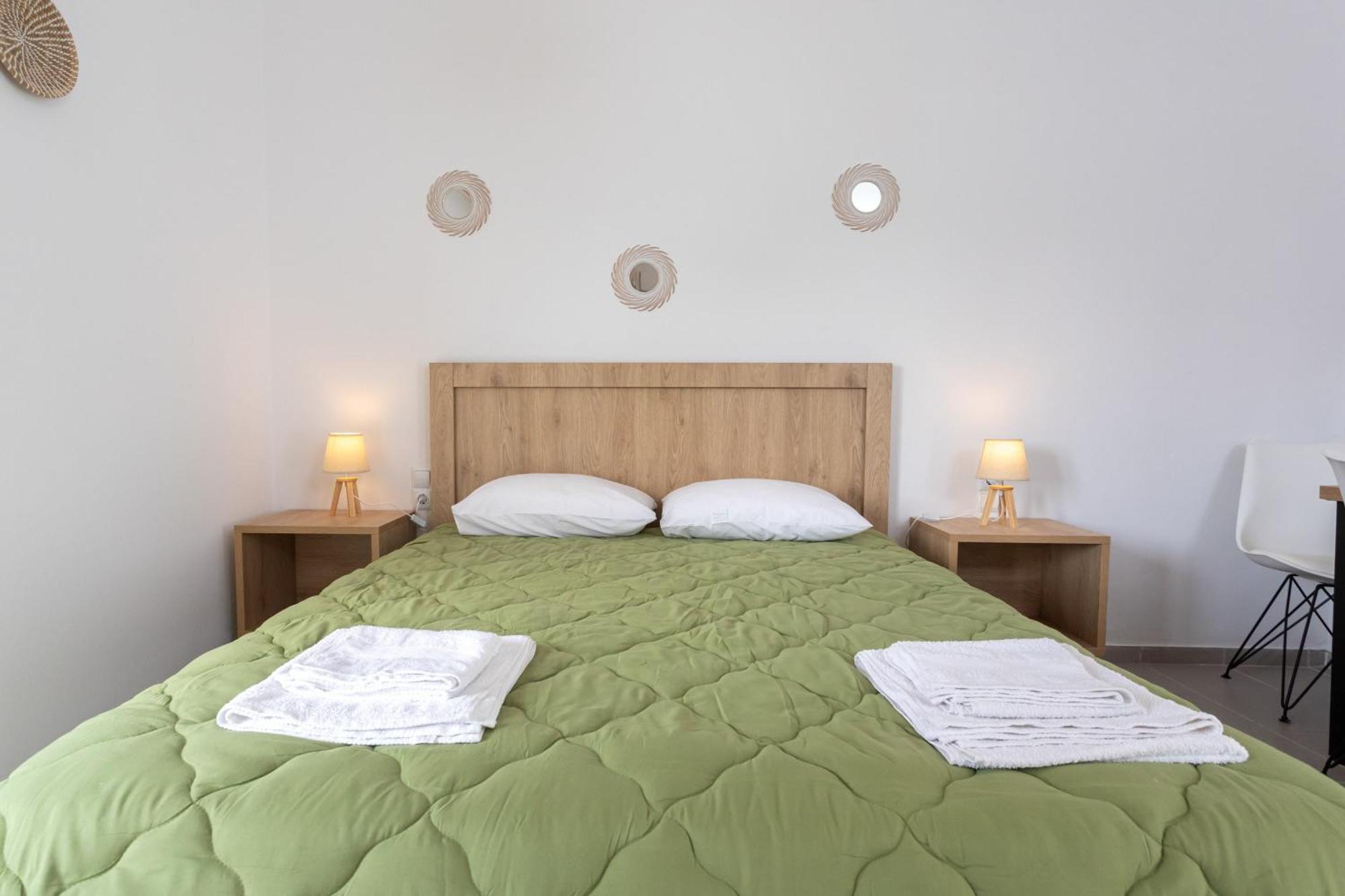 Dionysiasea 1 - Cozy Escape Steps From The Beach! Gazi Eksteriør billede