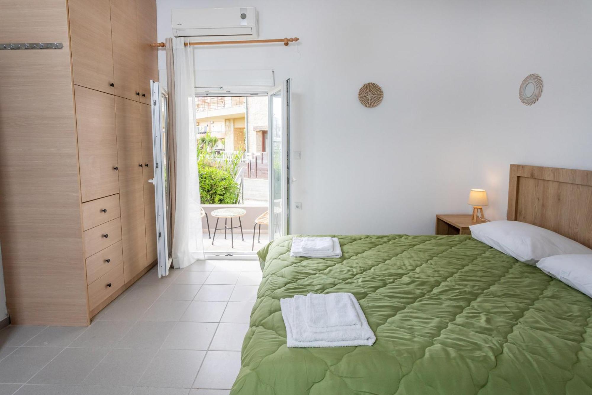 Dionysiasea 1 - Cozy Escape Steps From The Beach! Gazi Eksteriør billede